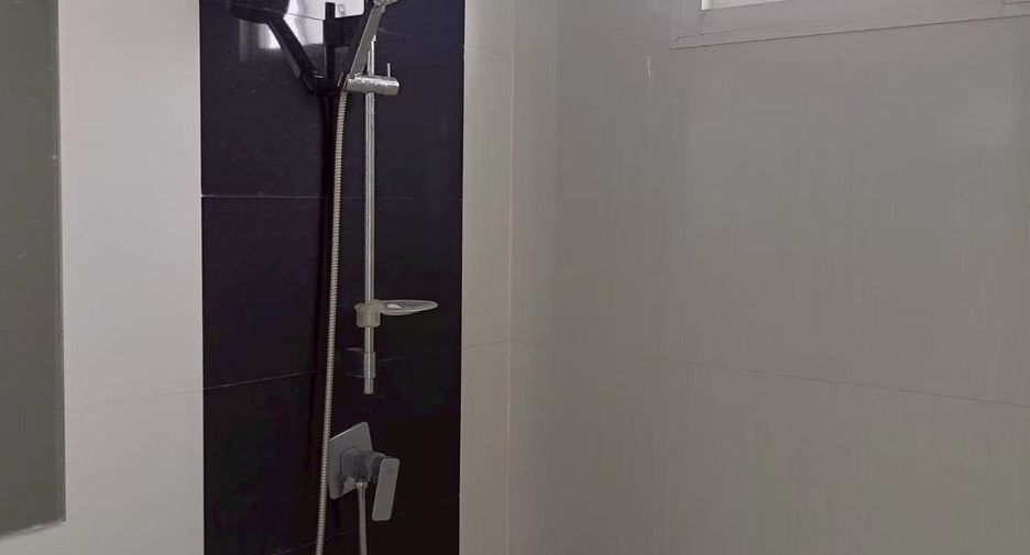 For rent 3 bedrooms house in Lat Phrao, Bangkok