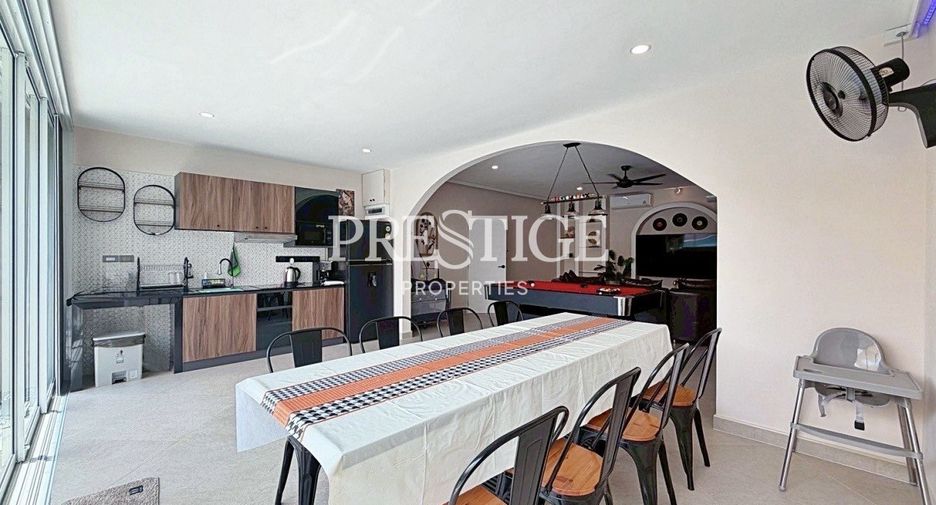 Casa en venta de 4 habitaciones en Bang Lamung, Chonburi