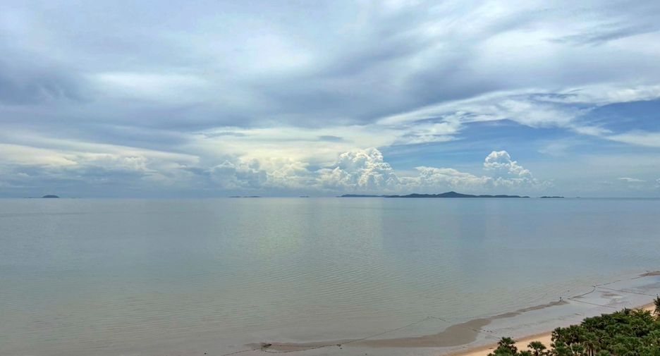 For rent 2 bedrooms condo in Sattahip, Chonburi