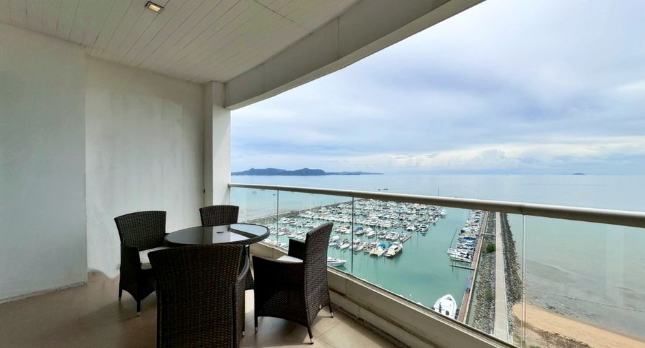 For rent 2 bedrooms condo in Sattahip, Chonburi