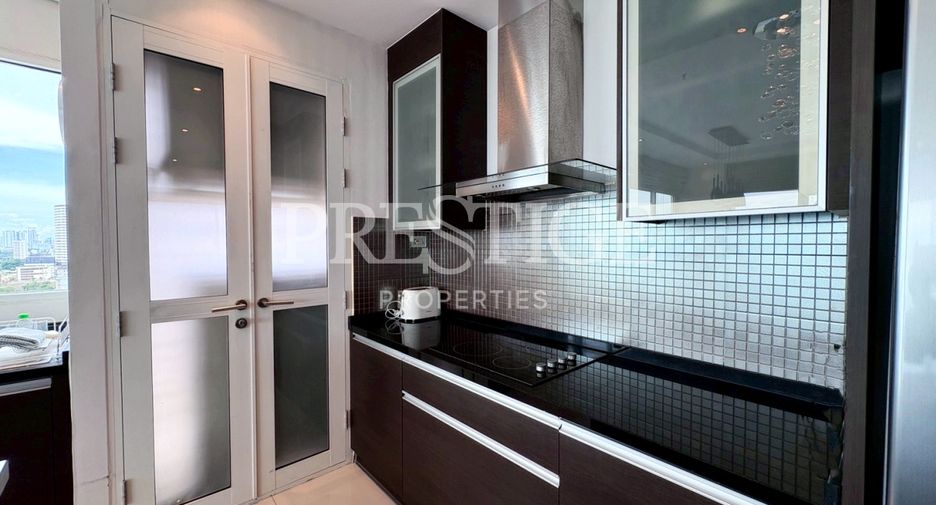 For rent 2 bedrooms condo in Sattahip, Chonburi