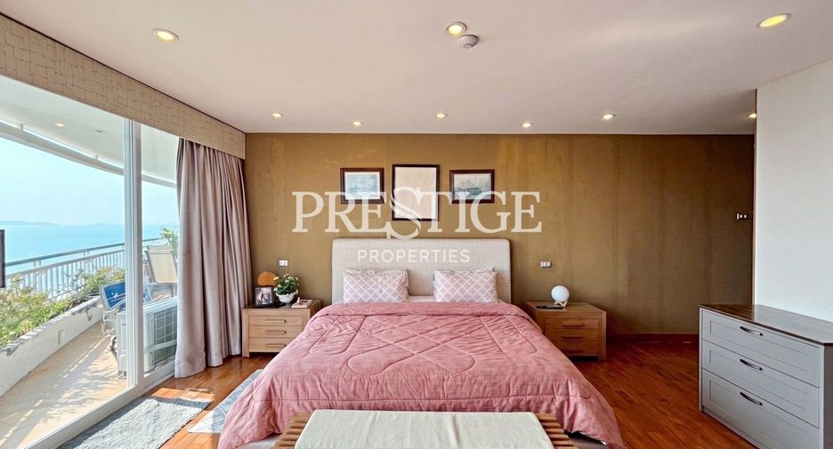 For sale 3 bedrooms condo in Bang Lamung, Chonburi