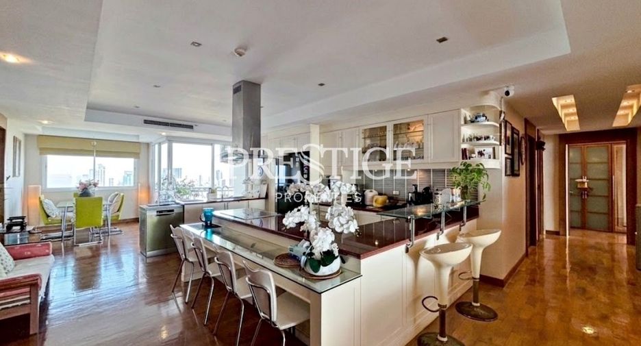 For sale 3 bedrooms condo in Bang Lamung, Chonburi