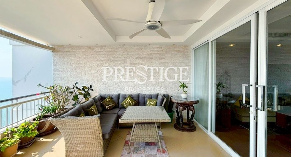 For sale 3 bedrooms condo in Bang Lamung, Chonburi