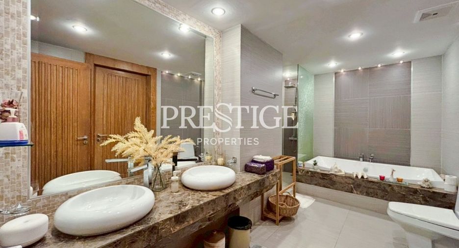 For sale 3 bedrooms condo in Bang Lamung, Chonburi