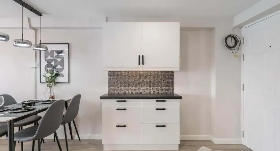 For sale 2 ベッドルーム condo in Bang Na, Bangkok