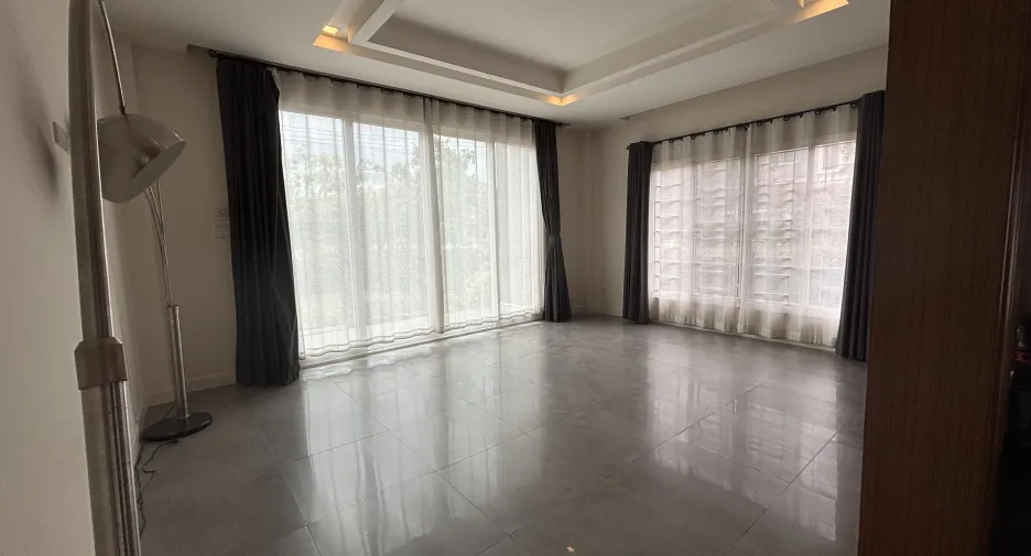 For sale 3 ベッドルーム house in San Kamphaeng, Chiang Mai