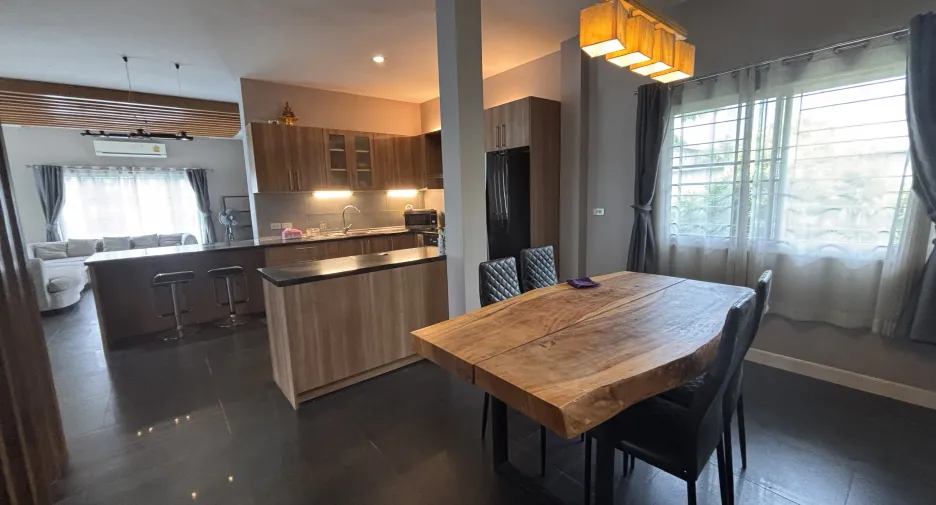For sale 3 ベッドルーム house in San Kamphaeng, Chiang Mai