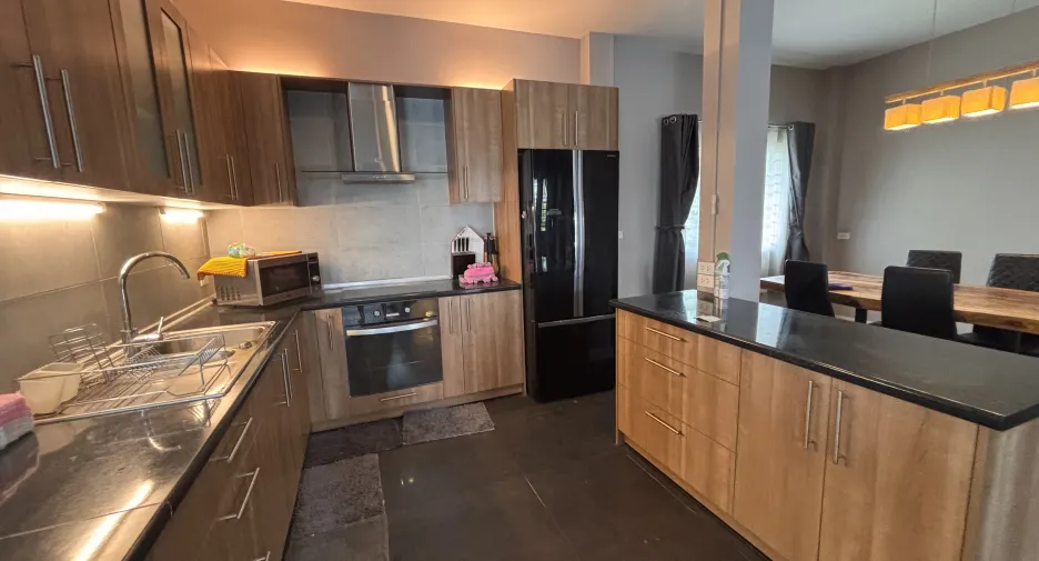 For sale 3 ベッドルーム house in San Kamphaeng, Chiang Mai