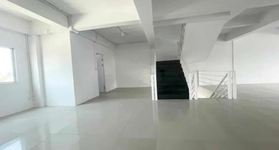 Gewerbefläche zum Kauf in Bang Lamung, Chonburi