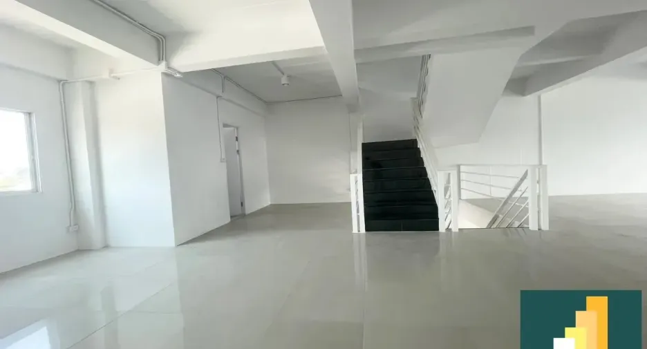 Gewerbefläche zum Kauf in Bang Lamung, Chonburi
