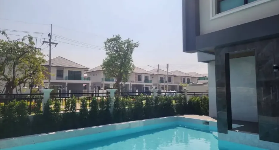 For rent and for sale 3 bedrooms house in Bang Lamung, Chonburi
