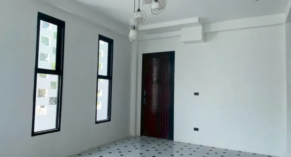 Haus zum Kauf mit 3 Zimmer in Mueang Chiang Mai, Chiang Mai