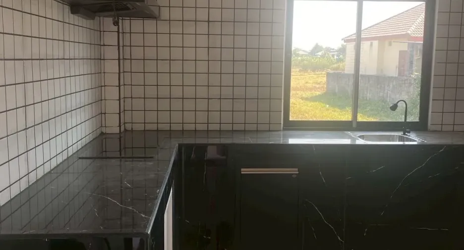 Haus zum Kauf mit 3 Zimmer in Mueang Chiang Mai, Chiang Mai