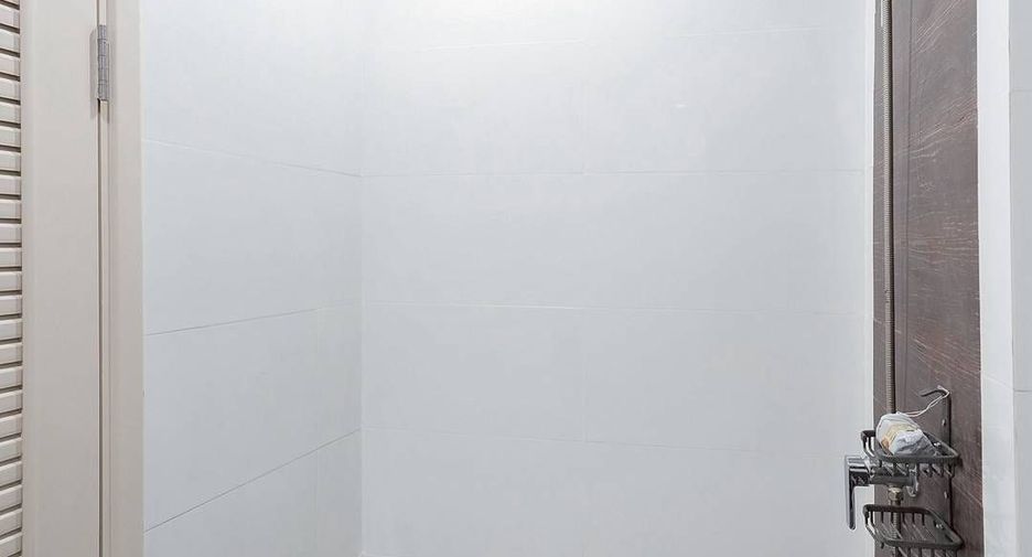For sale studio condo in Suan Luang, Bangkok