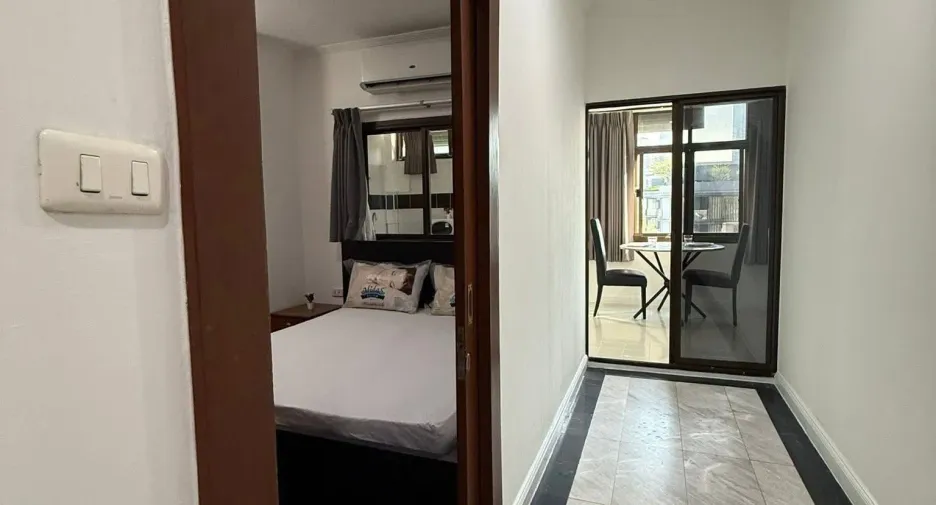 For rent 1 bed condo in Watthana, Bangkok