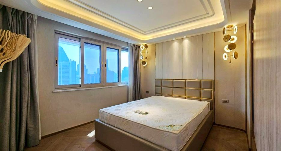 For rent and for sale 3 bedrooms condo in Khlong Toei, Bangkok