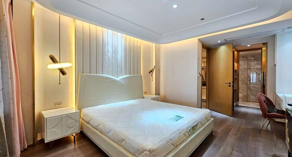 For rent and for sale 3 bedrooms condo in Khlong Toei, Bangkok