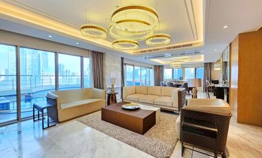 À louer et à vendre 3 chambres condo à Khlong Toei, Bangkok