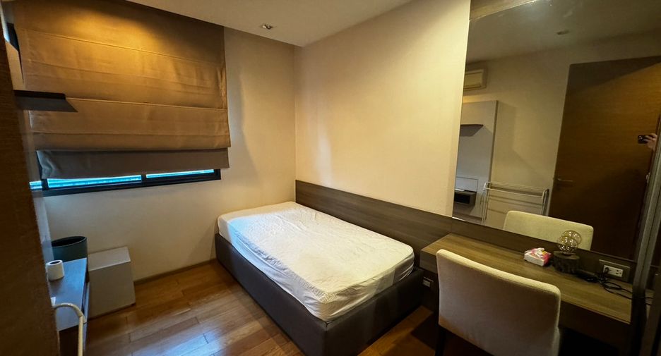 For rent 2 bedrooms condo in Sathon, Bangkok