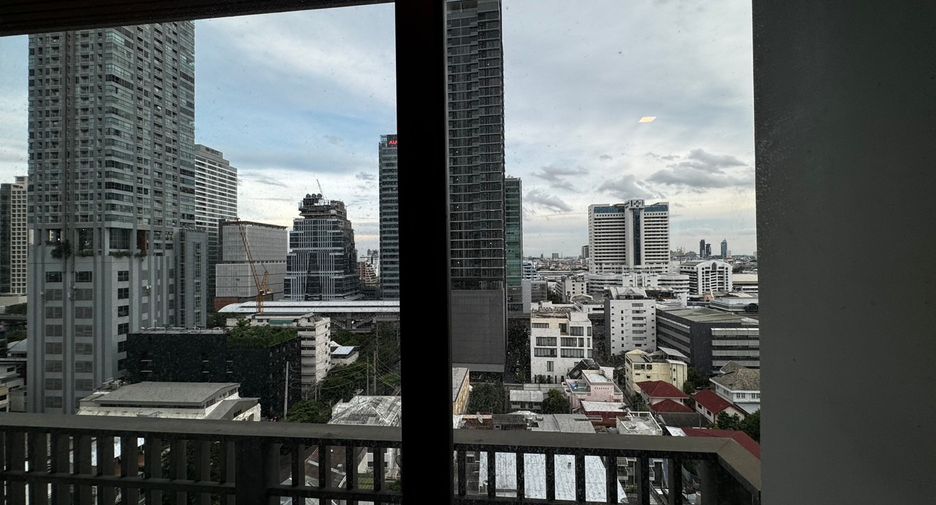 For rent 2 bedrooms condo in Sathon, Bangkok