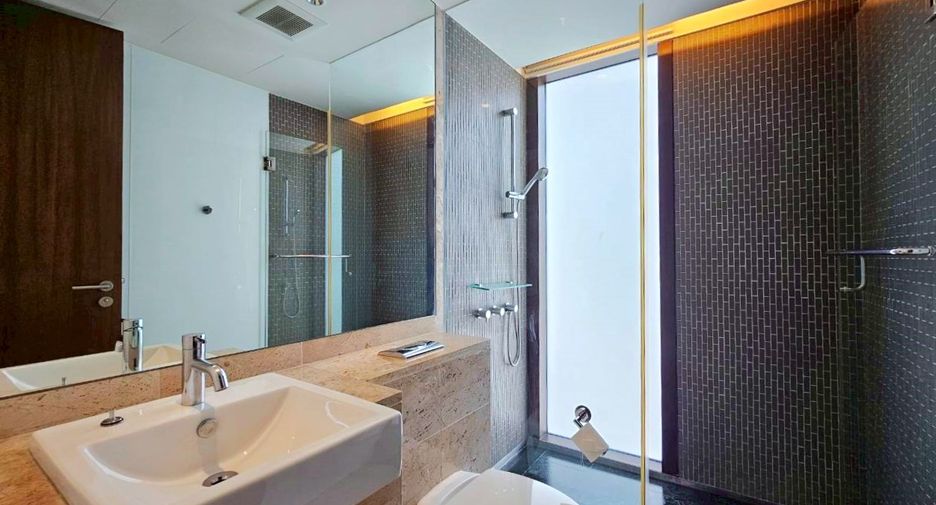 Wohnung zur Miete mit 2 Zimmer in Pathum Wan, Bangkok