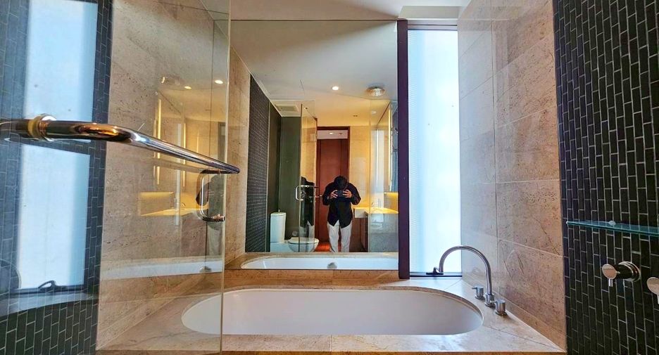 Wohnung zur Miete mit 2 Zimmer in Pathum Wan, Bangkok