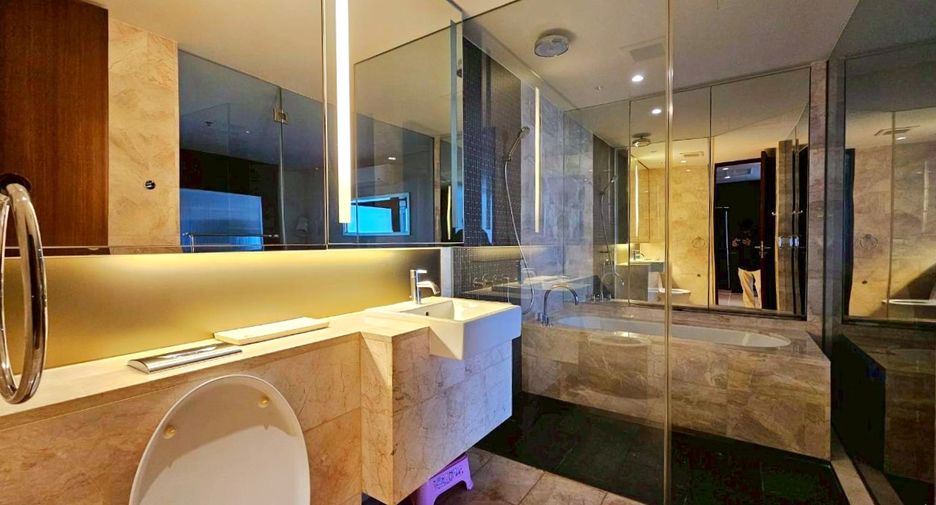 For rent 1 bed condo in Pathum Wan, Bangkok