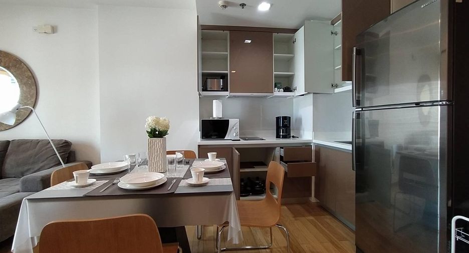 For rent 1 bed condo in Khlong Toei, Bangkok