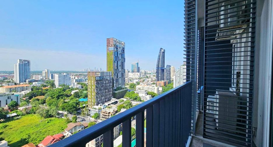 For rent 2 bedrooms condo in Khlong Toei, Bangkok