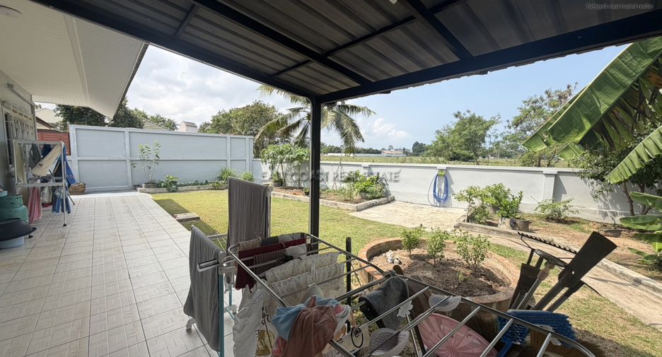For sale 3 bedrooms house in Bang Lamung, Chonburi