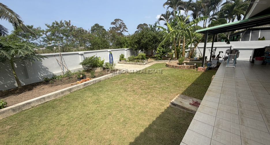 For sale 3 bedrooms house in Bang Lamung, Chonburi
