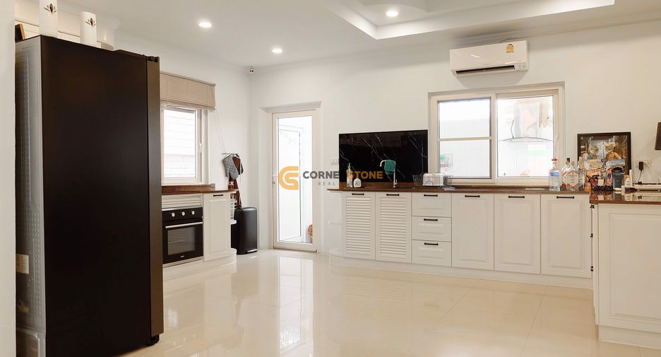 Casa en venta de 3 habitaciones en Bang Lamung, Chonburi