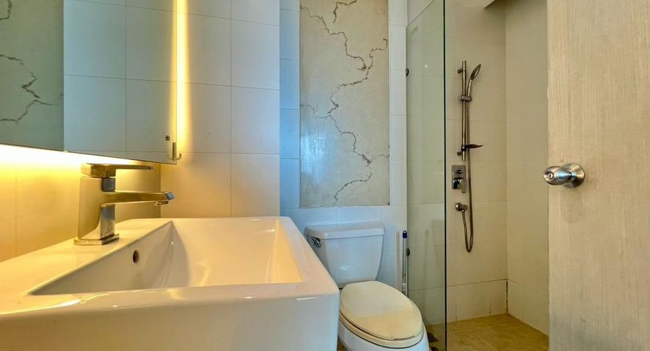 For sale 2 bedrooms condo in Bang Lamung, Chonburi