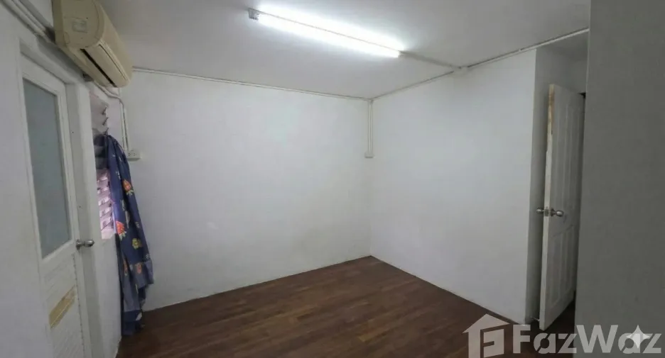Продажа 2 спальни таунхаус в Хатъяй, Songkhla
