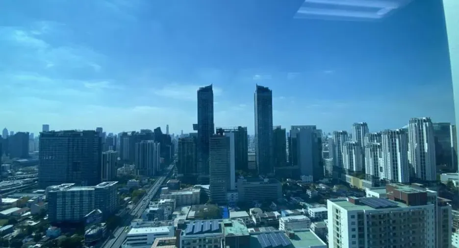 For rent office in Huai Khwang, Bangkok