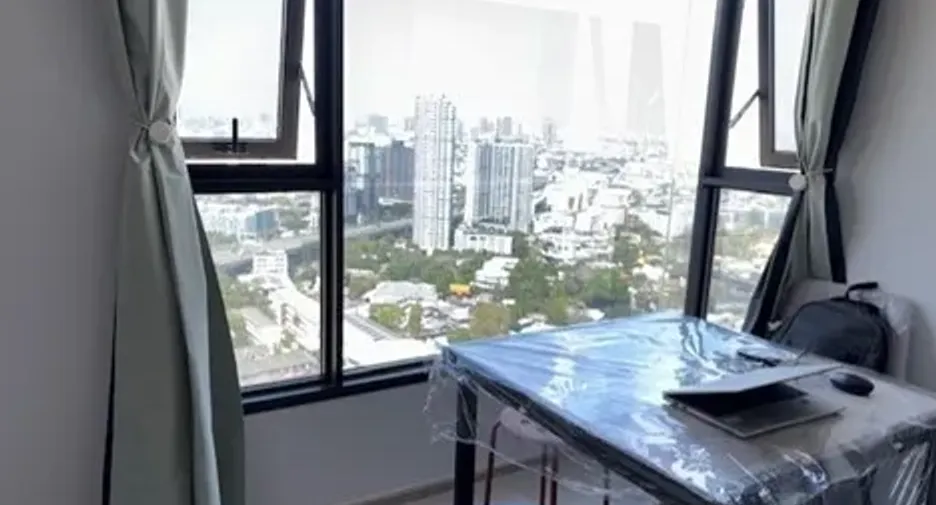 À louer 1 chambre condo à Phra Khanong, Bangkok