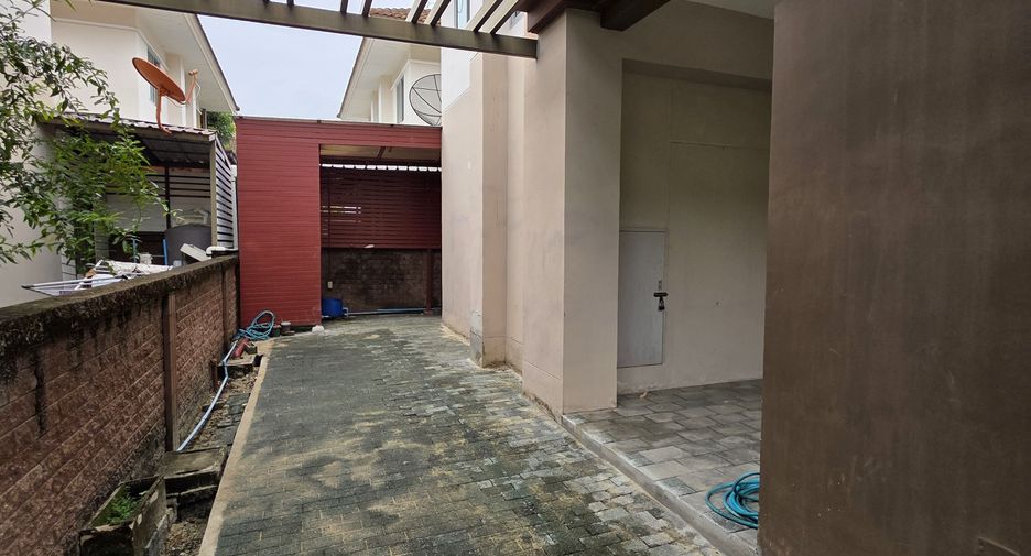 À vendre 3 chambres maison à Bang Phli, Samut Prakan