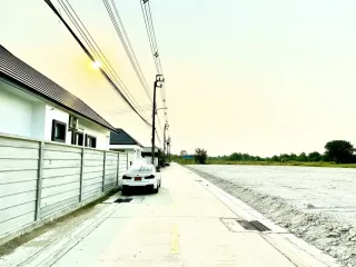 出售 土地 在 Lat Krabang, 曼谷