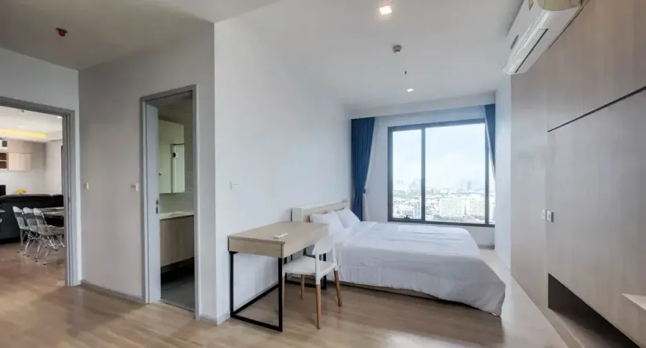 For sale 3 bedrooms condo in Phaya Thai, Bangkok