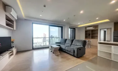 For sale 3 bedrooms condo in Phaya Thai, Bangkok