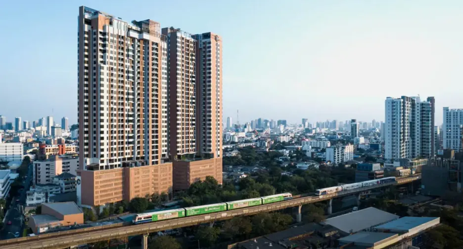 For sale 3 bedrooms condo in Phaya Thai, Bangkok