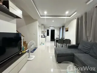 For sale 4 bedrooms townhouse in Phra Samut Chedi, Samut Prakan