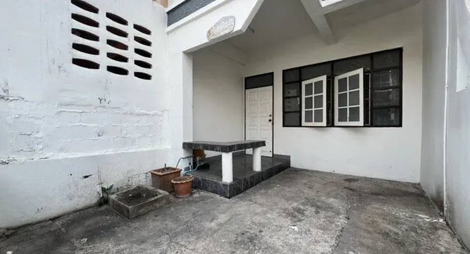 For sale 2 bedrooms townhouse in Bueng Kum, Bangkok