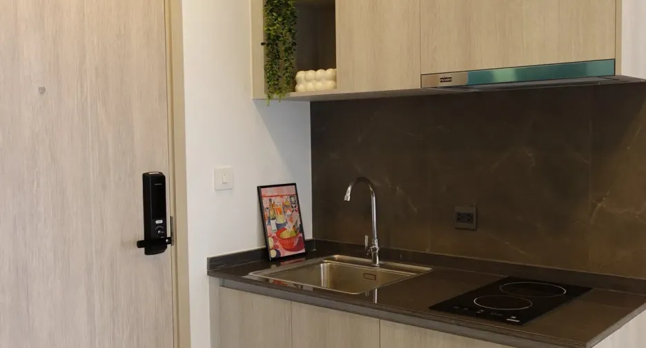 For rent 1 bed condo in Watthana, Bangkok