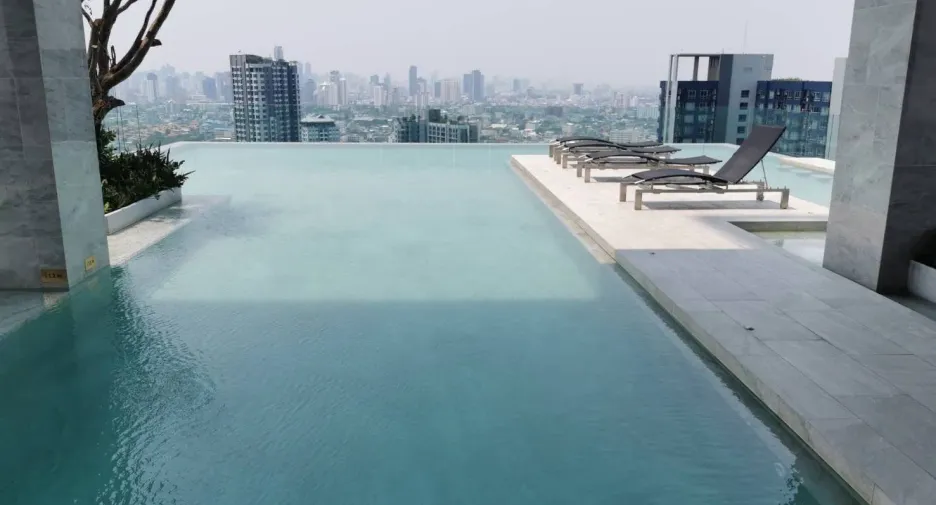 For sale studio condo in Watthana, Bangkok