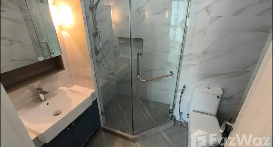 For rent 1 bed condo in Sathon, Bangkok