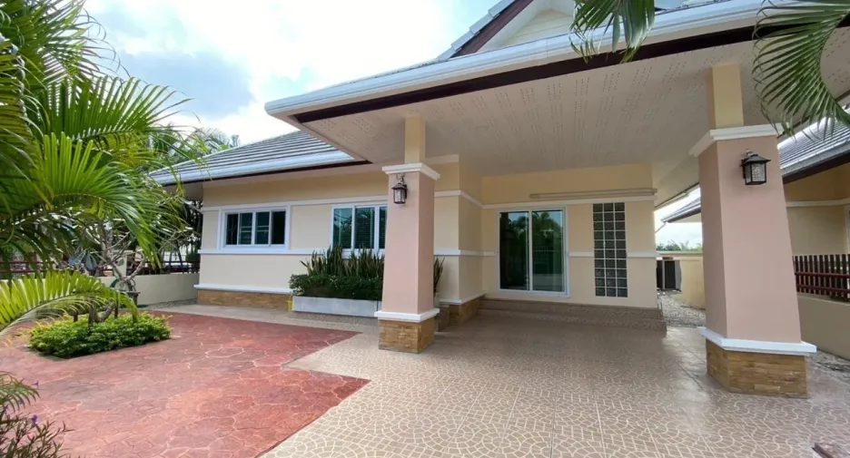For sale and for rent 3 bedrooms house in Hua Hin, Prachuap Khiri Khan