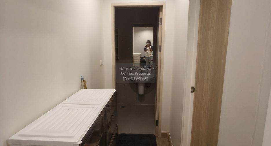 For rent 2 bedrooms condo in Bang Na, Bangkok