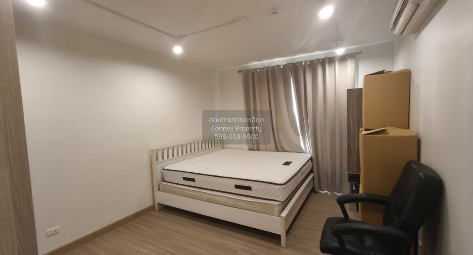 For rent 2 bedrooms condo in Bang Na, Bangkok